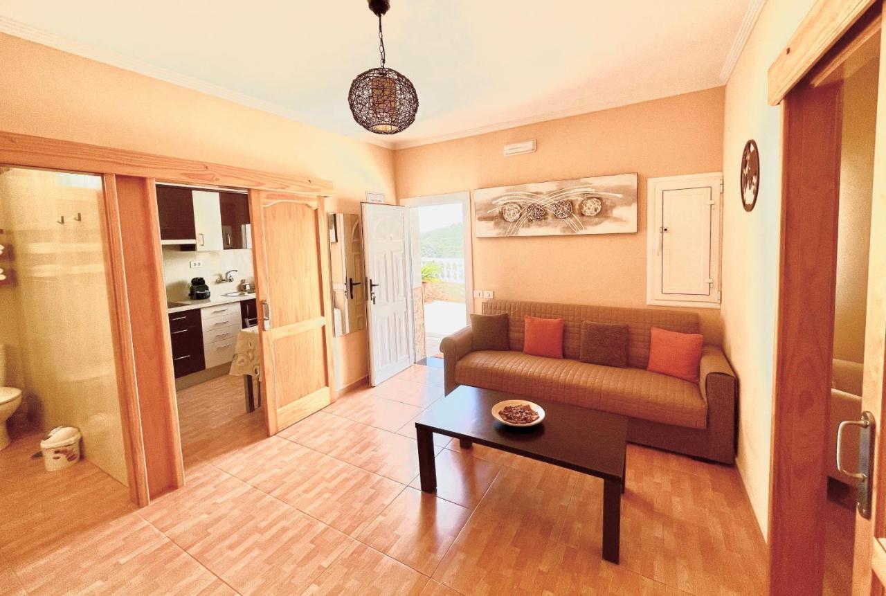 Casa Rosalía. Apartamento Con Vistas A La Montaña Teror Exterior foto