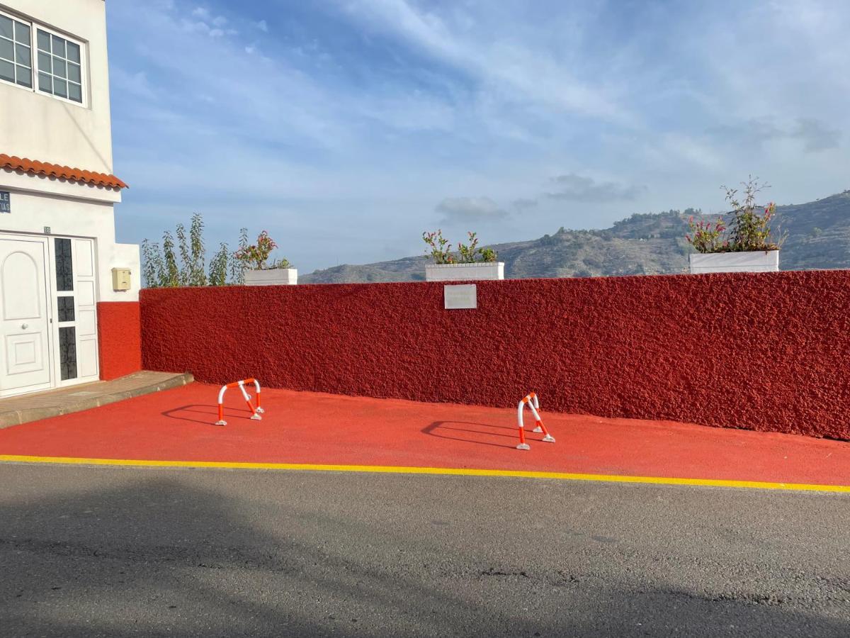 Casa Rosalía. Apartamento Con Vistas A La Montaña Teror Exterior foto